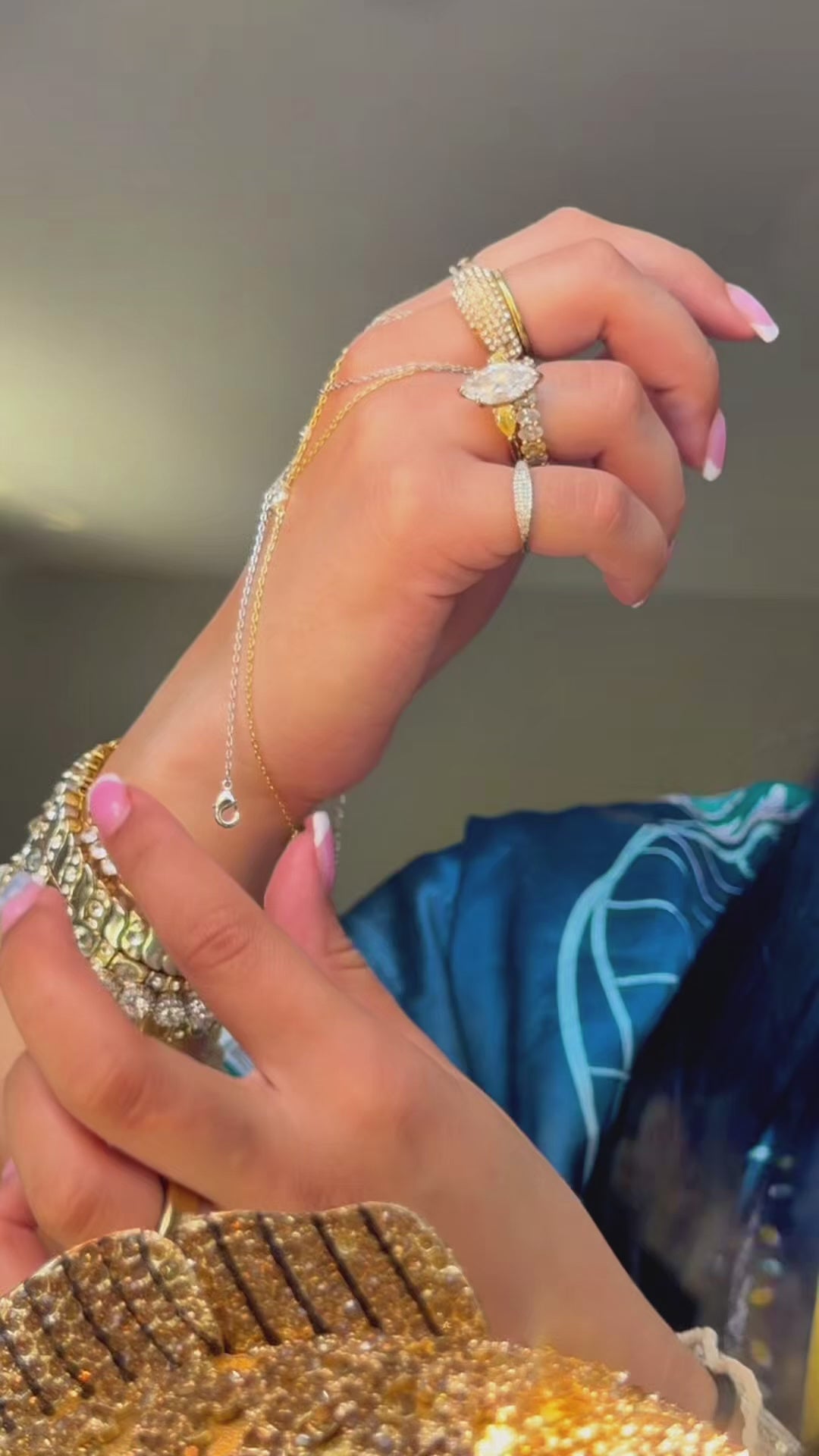 Bracelet Tool